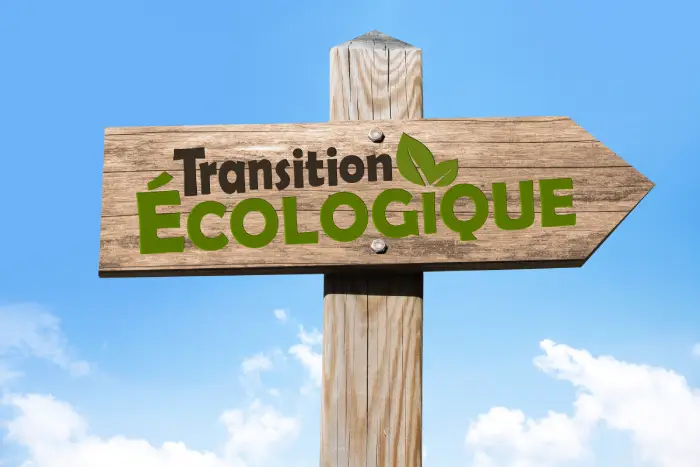 Transition écologique : un rapport suggère de taxer le patrimoine des plus riches pour la financer